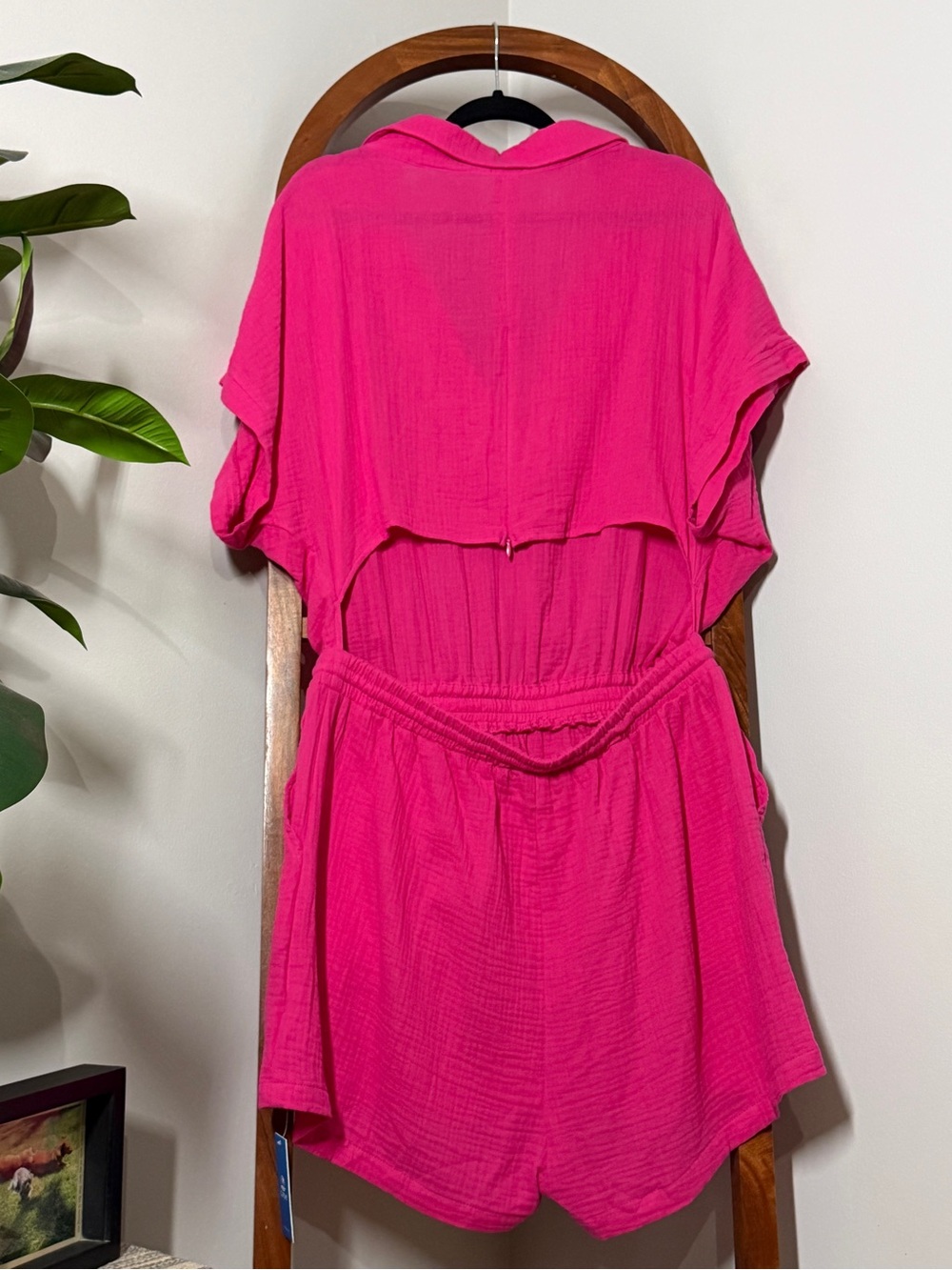 Cupshe Hot Pink V-Neck Short Sleeve Romper with Drawstring Waist - Picture 3 of 7